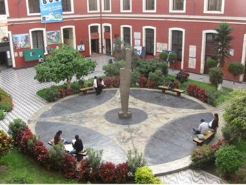 Facultad de Ciencias Sociales